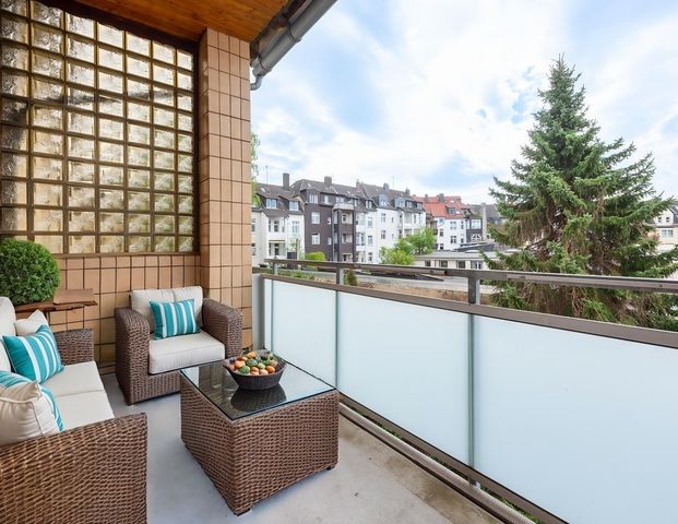 Charmante Wohnung mit Sonnen­balkon in Rüttenscheid! - Photo 1