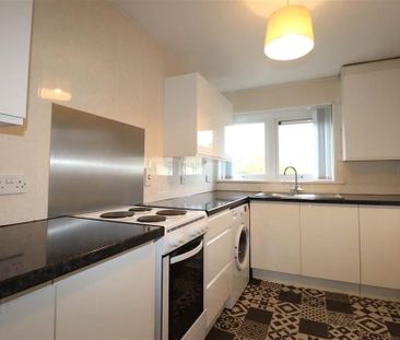 66 Craig Crescent, Lisburn, BT28 1HB - Photo 6