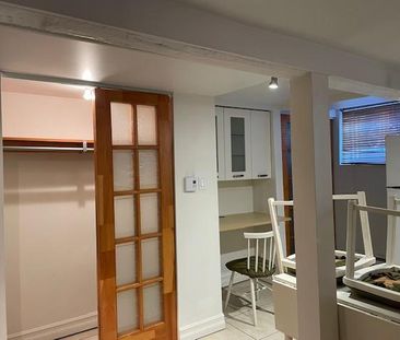 LOFT AIRE OUVERTE Saint-Lambert 5 minutes à pieds du Métro Longueuil - Photo 3