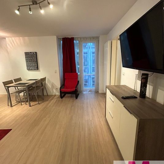 Moderne Wohnung mit Flair im Herzen der Altstadt - Photo 1