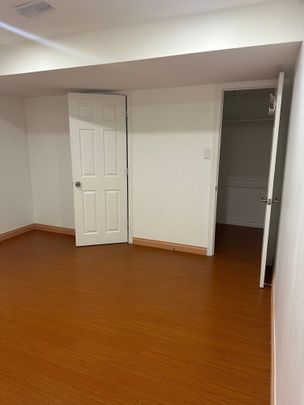 For Lease - 562 Skinner Avenue Unit# Lower, Newmarket, Ontario - Photo 1