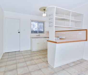 $650 per week / $2,600 Bond - Photo 4