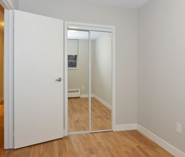 230 Oak Street - Photo 5