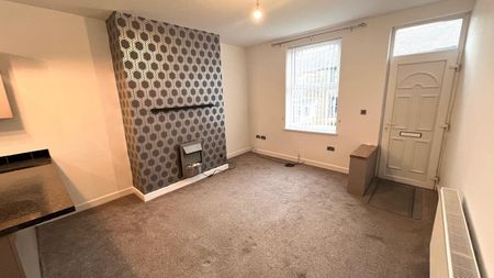 2 bedroom house to rent - Photo 2