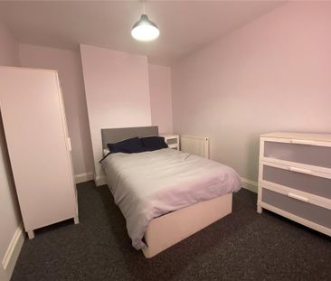 4 bedroom terraced house to rent - Photo 3