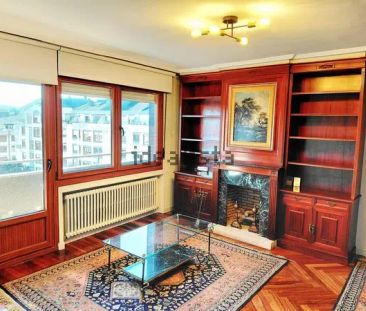 Alquiler de piso en Calle Andres Larrazabal - Photo 3