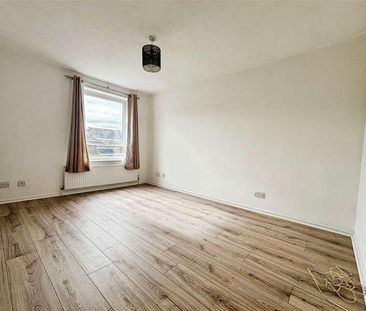 Adwalton Close, Freshbrook, Swindon, SN5 - Photo 3