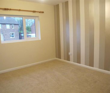 LincolnWay, Midway, SWADLINCOTE - Photo 4