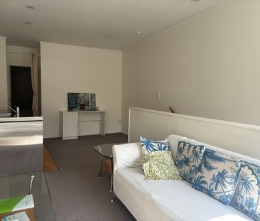 2 Bedroom 2 Bathroom Townhouse In Mt Eden - Photo 2
