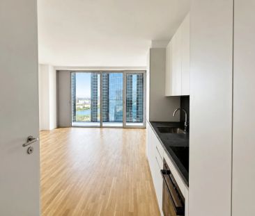 Sky-Living inkl. Loggia: 37. Etage - Studio mit Sonnenuntergang und... - Foto 2