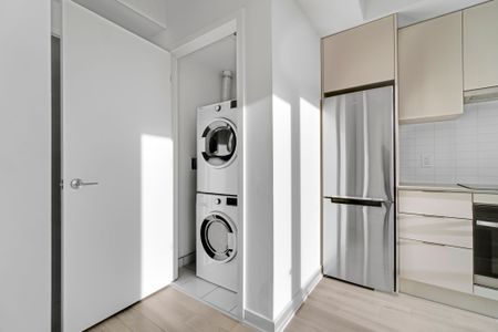 For Lease - 3071 Trafalgar Road Unit# 1309, Oakville, Ontario - Photo 3