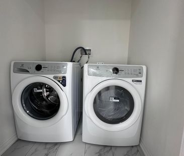 For Lease - 2287 Lozenby Street, Innisfil, Ontario - Photo 1