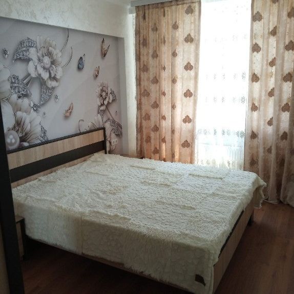 De inchiriat in zona Florilor o GARSONIERA - Fotografie 1