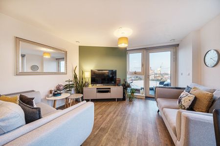 Telegraph Avenue, London, SE10 - Photo 2