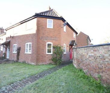 2 bedroom end of terrace house to rent - Photo 5