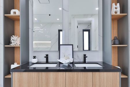 For Lease - 1349 Melton Drive, Mississauga, Ontario - Photo 2