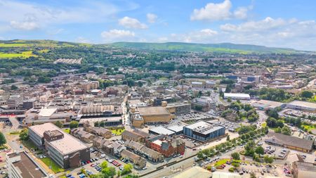Old County Court, Bankhouse Street - Photo 3