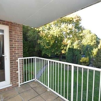 Bedroom T Floor In Godalming, GU7 - Photo 1