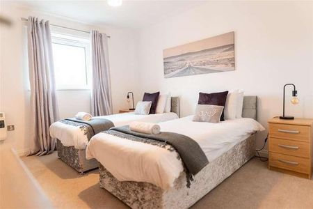 Capri House, Century Wharf, Cardiff Bay, CF10 - Photo 4