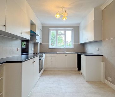 Hurst Drive, Waltham Cross - Photo 4
