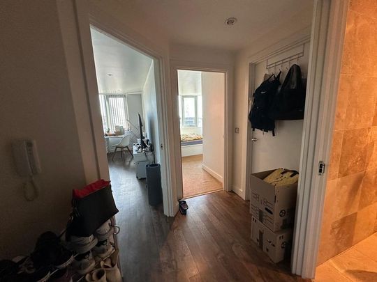 2 bedroom flat to rent - Photo 1