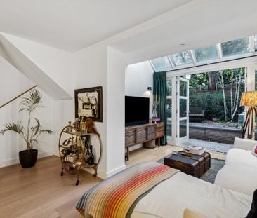 2 bedroom maisonette to rent - Photo 1