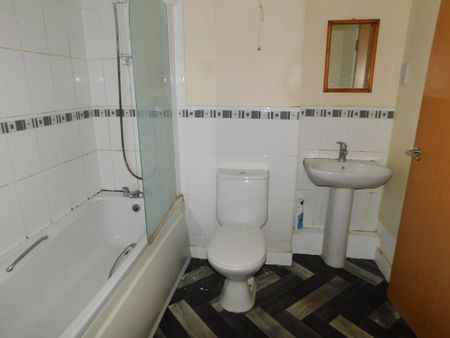 2 bedroom apartment to rent Bradgate Close - Photo 2
