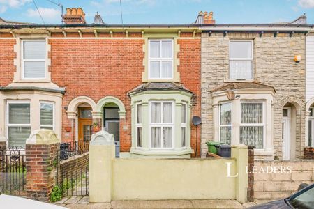 4 bedroom terraced house to rent - Photo 3