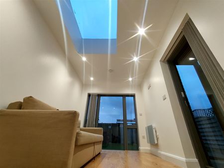 Linkways, Stevenage - Photo 3