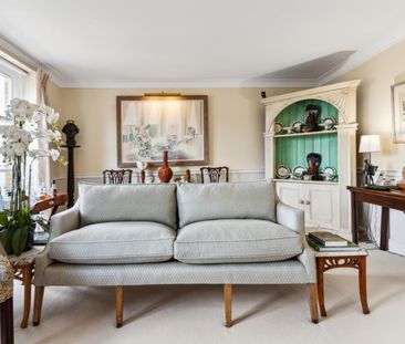Fitzroy Crescent, Grove Park, Chiswick, W4 - Photo 2
