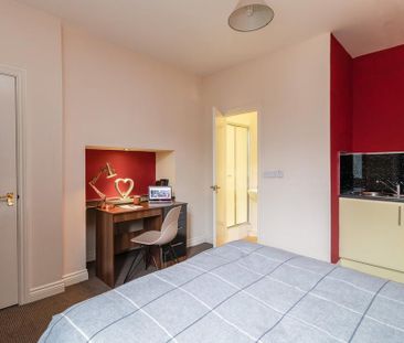 Studio to rent - Photo 1