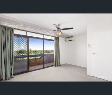 7/88 Eagle Terrace, Sandgate, Qld 4017 - Photo 2