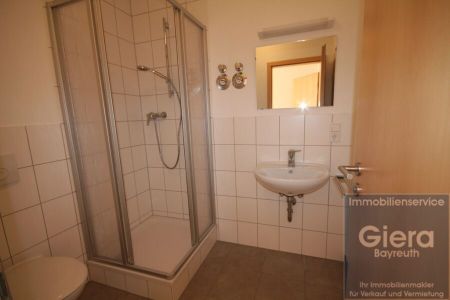 WG-Zimmer mit eigenem Bad in 2er-Studenten-WG - Photo 4