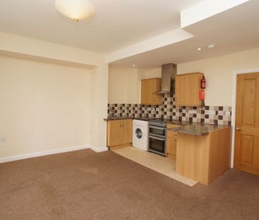 Flat in Aglionby Street, Carlisle - Photo 4