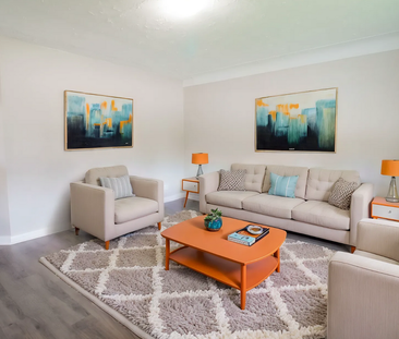 89 Clarendon Ave, Hamilton - 3 Bedroom Main Unit - Photo 1