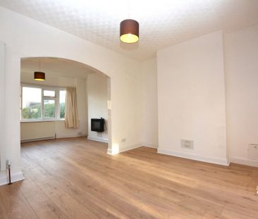 3 bedroom semi-detached house to rent - Photo 2
