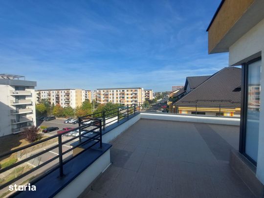 Prima inchiriere - Penthouse 360 de grade - tot etajul, lift living - Photo 1