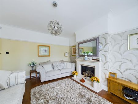 Grove Road, Wallasey, 4 bedroom, House - Semi-Detached - Photo 4