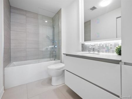 Condo moderne de 2 chambres et de 2 salles de bains situé au Dix30 - Photo 5
