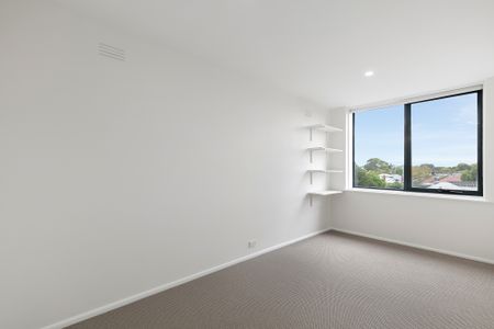 6/41 Fenwick Street, - Photo 2