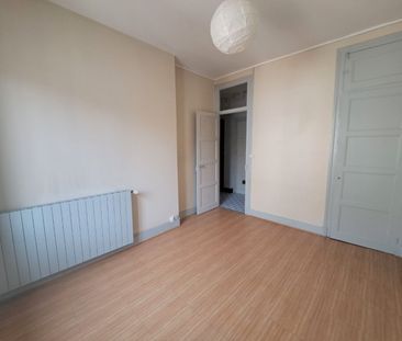 Appartement À Louer 1 Pièce , 24 M² - Photo 2