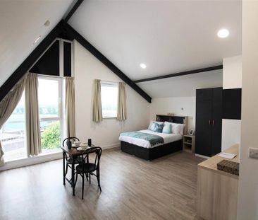 Studio to rent - Photo 3