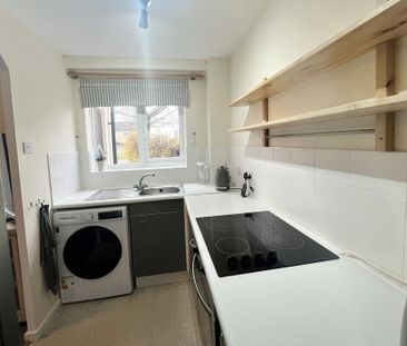 1 bedroom semi-detached house to rent - Photo 5