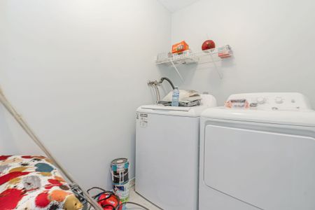 For Lease - 40 Olympia Crescent, Brampton, Ontario - Photo 4