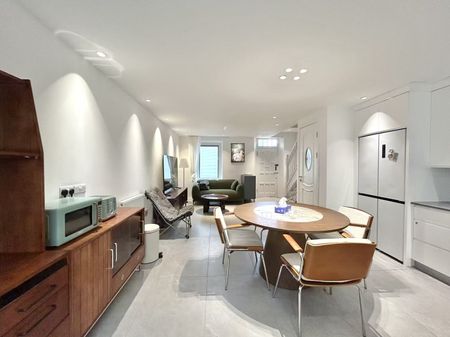 Nightingale Grove, London - Photo 2