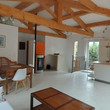 Location Maison Simiane-collongue - Photo 1