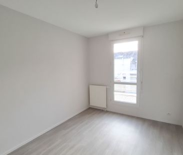 T4 de 86 m² – refait à neuf avec terrasse - Photo 3