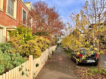 Clifton Hill - Photo 4