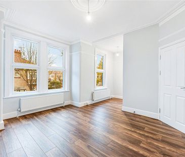 4 bedroom terraced house to rent - Photo 3