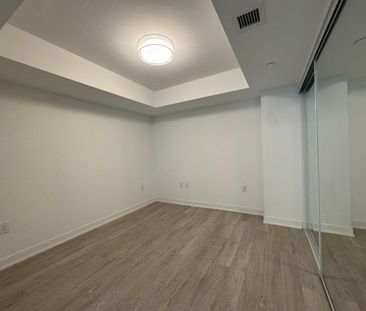 For Lease - 3 Strathgowan Avenue Unit# 324, Toronto, Ontario - Photo 2